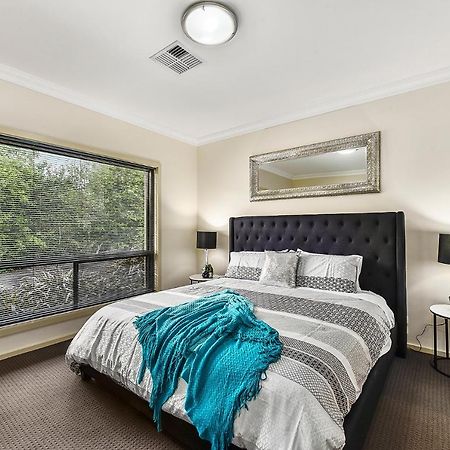 Accommodation On Lansell 1 Being Unit 1 Of 6 Lansell Street 마운트갬비어 외부 사진