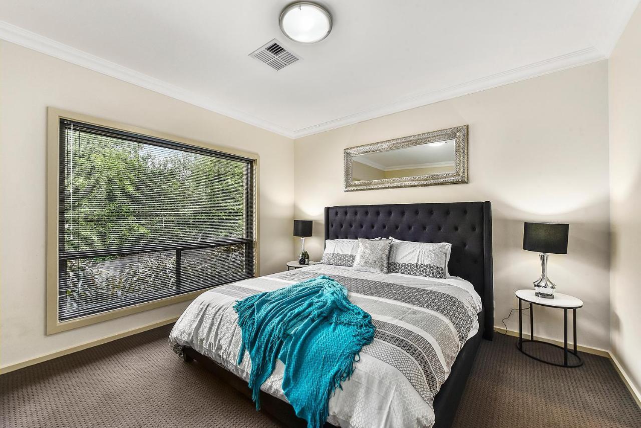 Accommodation On Lansell 1 Being Unit 1 Of 6 Lansell Street 마운트갬비어 외부 사진